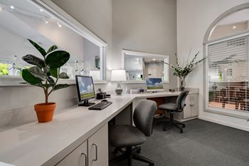 Clubhouse Business Center
